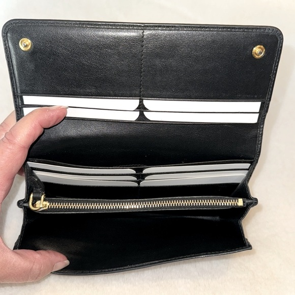 Authentic Prada Diamond Quilted Continental Wallet - Picture 6 of 12